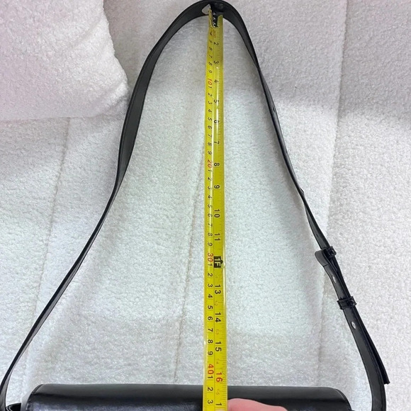 Vintage-Inspired Black Leather Shoulder  Bag - Picture 5 of 14